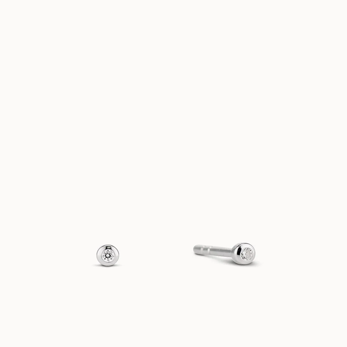 Bezel Basic Studs 2mm - Image 2